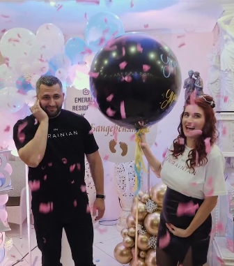 Наше військове Бандерятко: снайперка Емеральд розсекретила стать майбутньої дитини